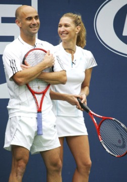 La super coppia di tennisti degli anni '90, André Agassi e Steffi Graf